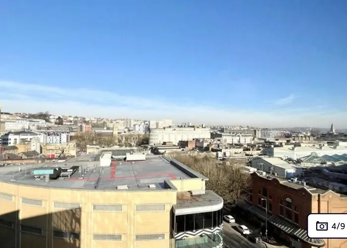 Apartment Stylish 1-bed Flat With Views